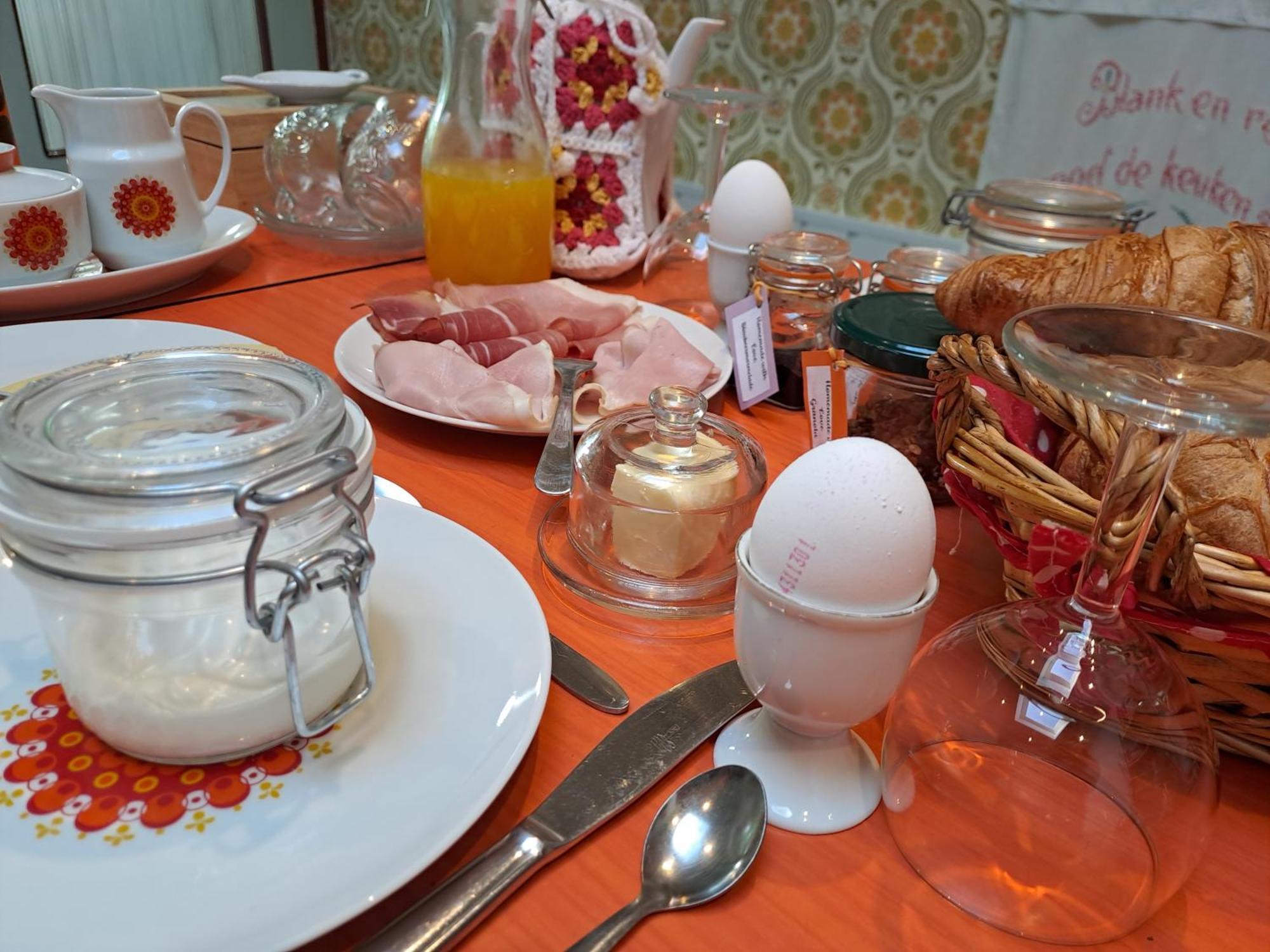 B&B Ut Kantuurke Neer エクステリア 写真